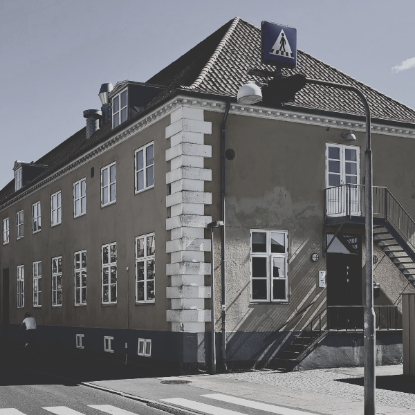 Erhvervslokaler og mødelokaler på Drewsensvej i Silkeborg. Smedegaards Silkeborg - konsulentopgaver og udlejning af erhvervslokaler.